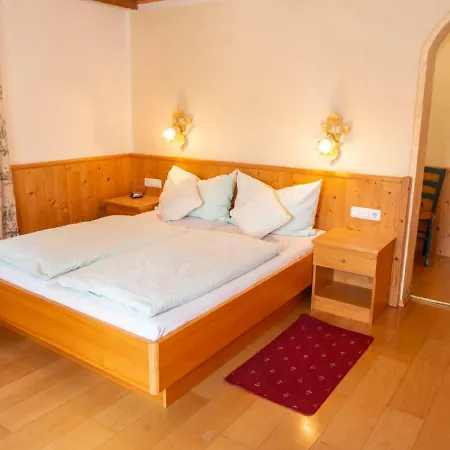 Starchenthof.4 Oberau